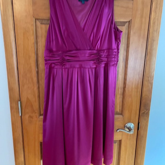 Boden Magenta Silk Dress - UK18/US 14 - Picture 9 of 9
